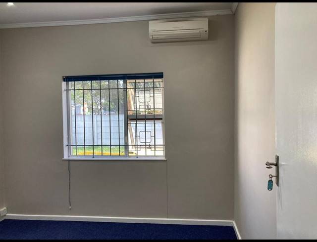 BUSINESS PROPERTY TO RENT IN NEWTON PARK